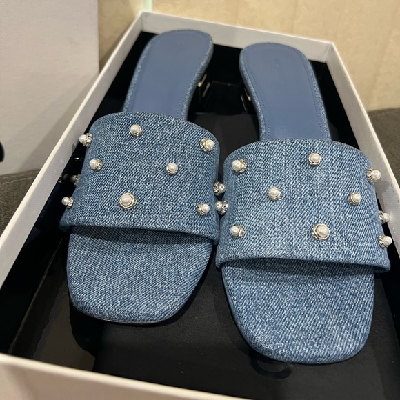 NEW Givenchy Denim G-Cube G logo kitten heel mules - Picture 14 of 16